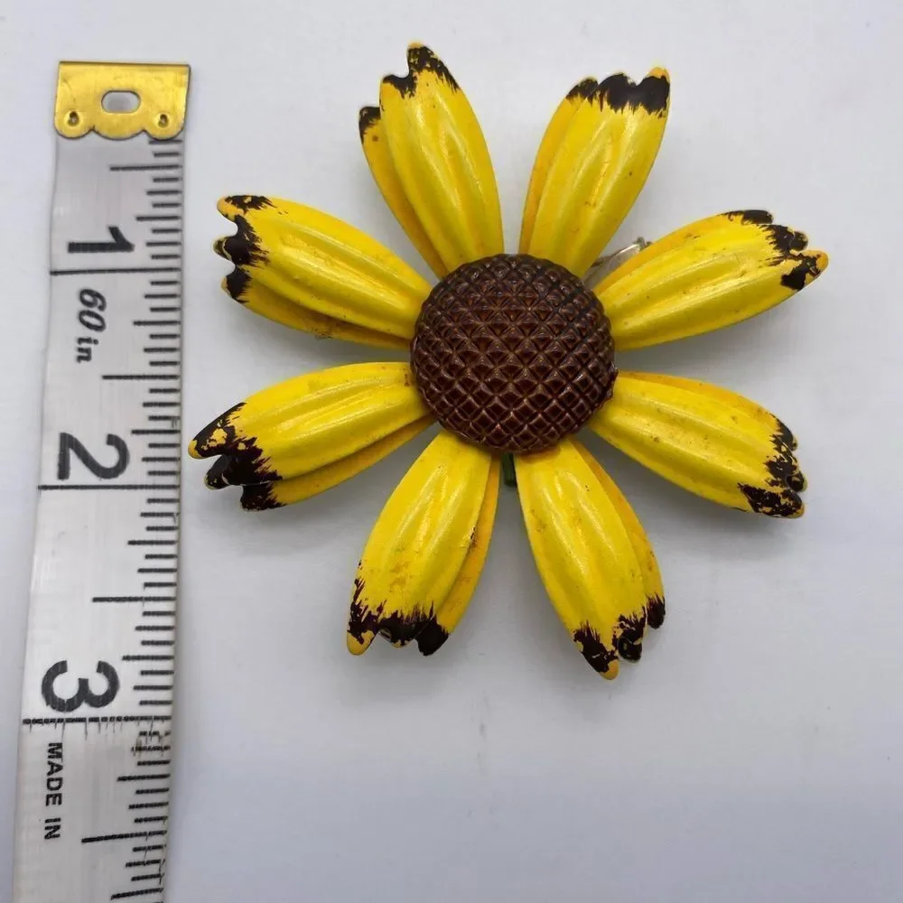 Vintage enamel sunflower